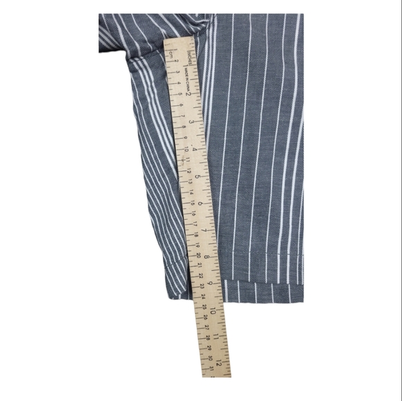 NWT MENS GOODFELLOW BRAND LINDEN GRAY/ WHITE FLAT FRONT SHORTS Sz 28. 9" INSEAM  - Picture 6 of 9